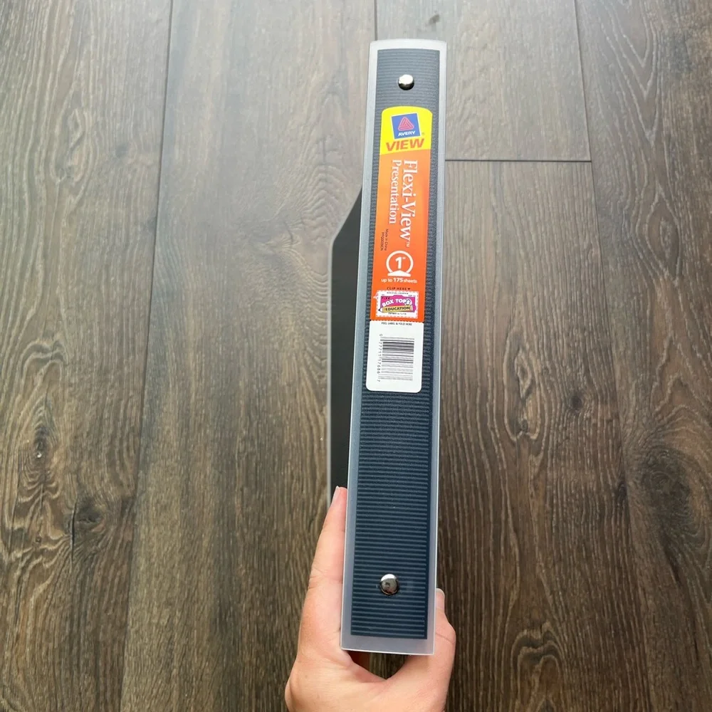 5 Avery Flexi-View Presentation Binders